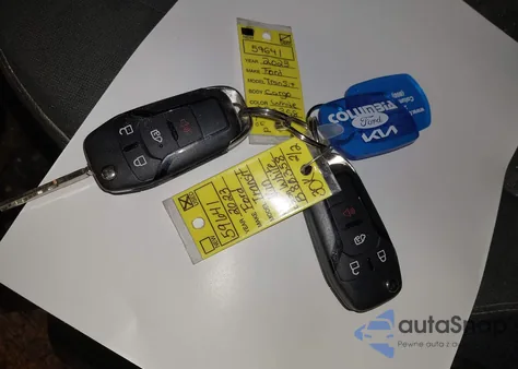 2023 Ford Transit-250 z USA, uszkodzony, nr VIN 1FTBR1Y81PKB80358